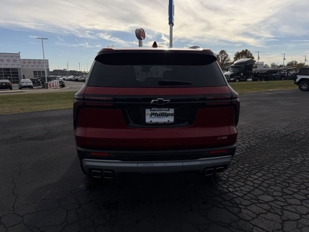 Used 2024 Chevrolet Traverse Z71 SUV