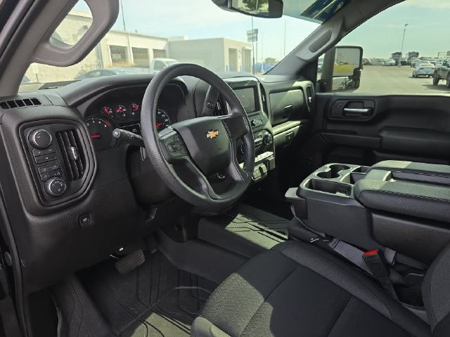 2024 Chevrolet Silverado 2500HD Custom - Photo 17