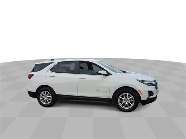 Used 2022 Chevrolet Equinox LT with VIN 3GNAXKEV8NL172990 for sale in Bourbonnais, IL