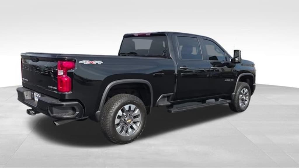 Used 2024 Chevrolet Silverado 2500 HD Custom Truck Crew Cab