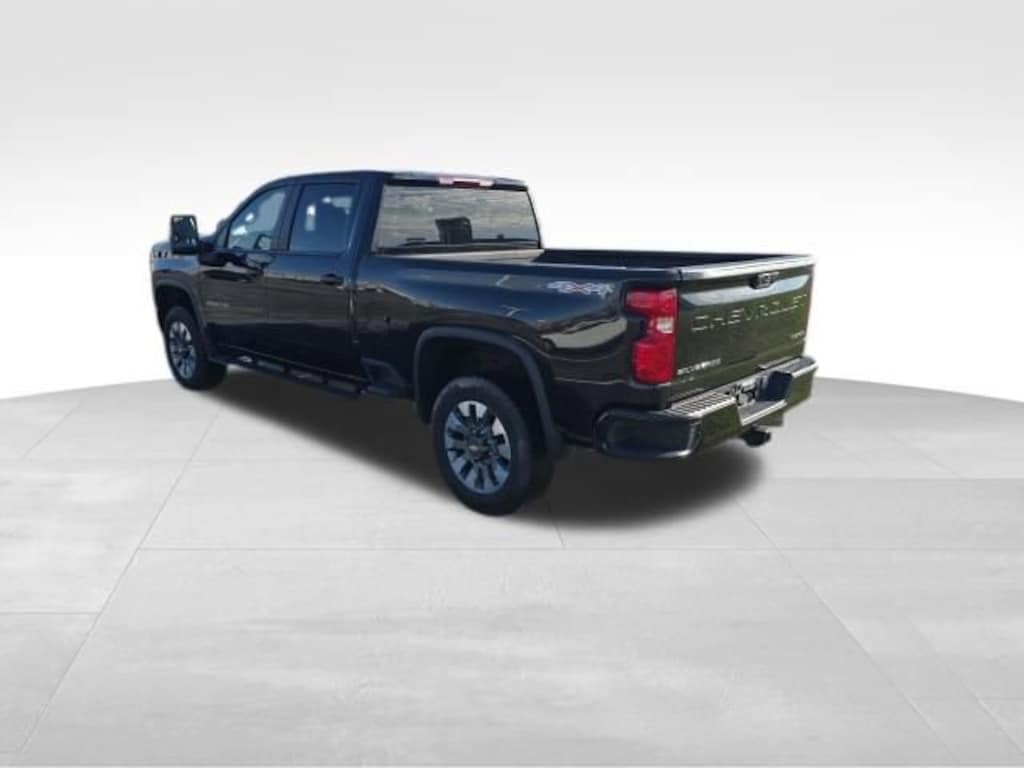 Used 2023 Chevrolet Silverado 2500 HD Custom Truck