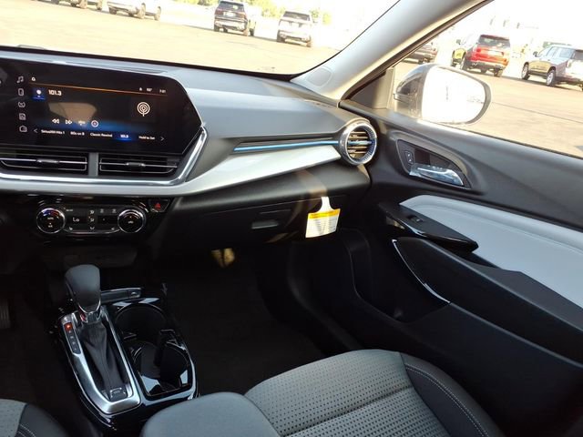2026 Chevrolet Trax LT - Photo 15
