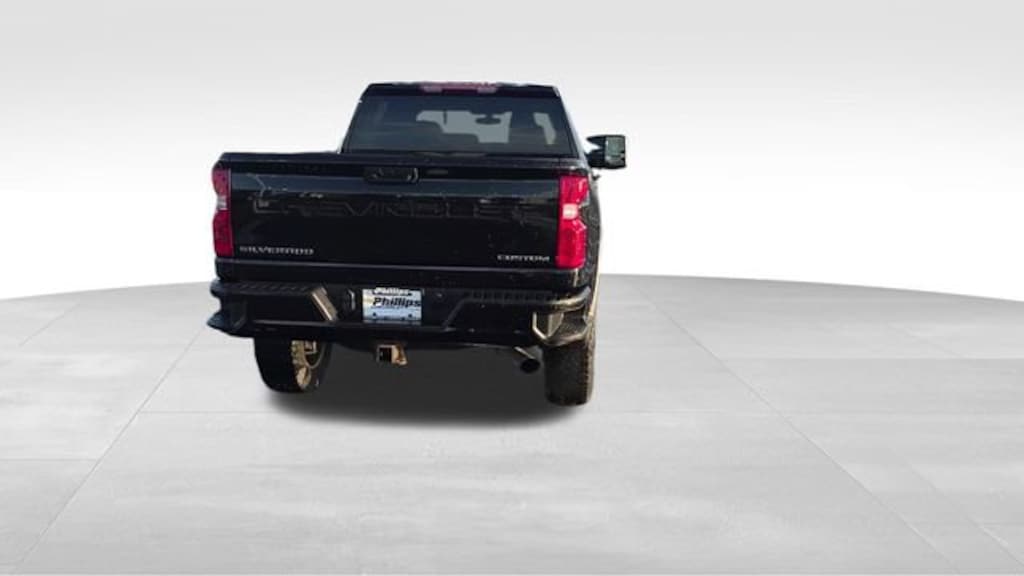 Used 2023 Chevrolet Silverado 2500 HD Custom Truck