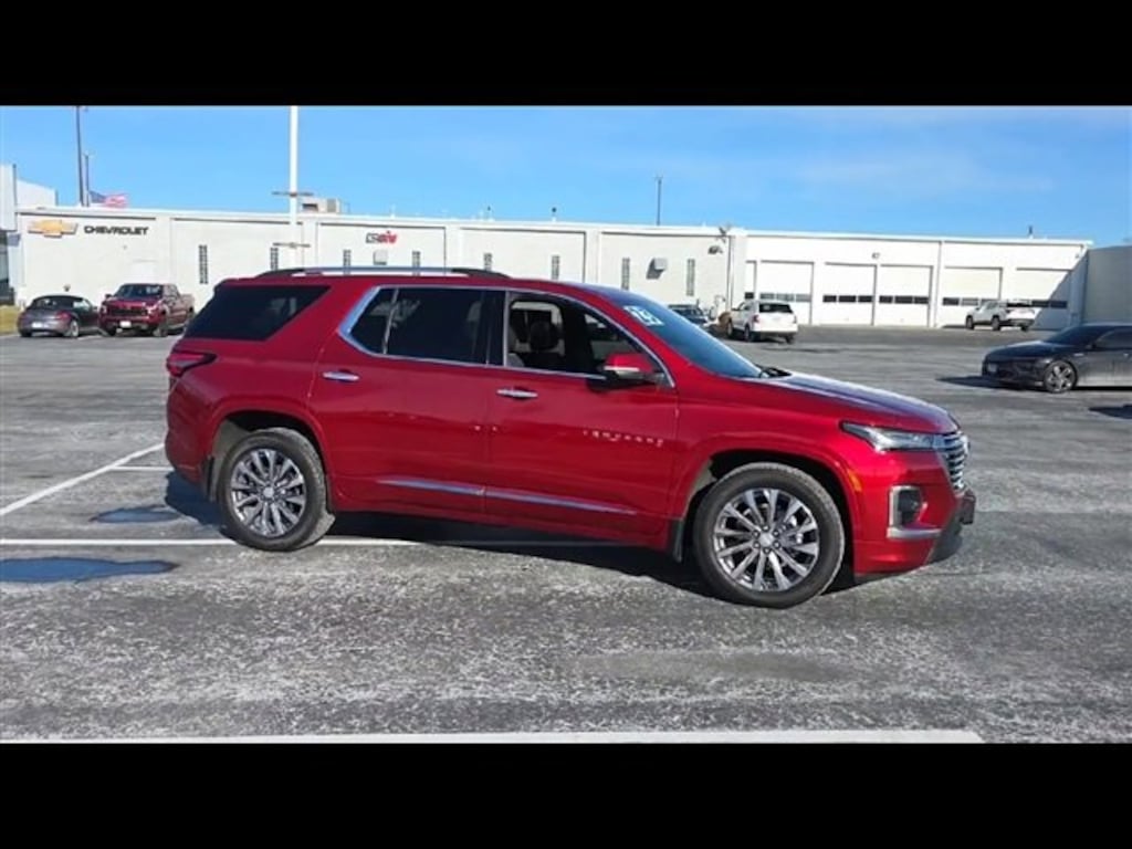 Used 2023 Chevrolet Traverse Premier SUV