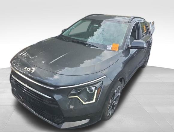 Used 2023 Kia Niro EX Touring SUV