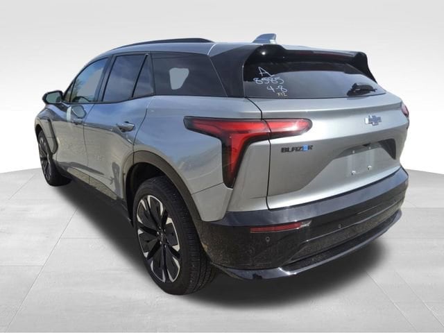 Used 2025 Chevrolet Blazer EV RS with VIN 3GNKDJRJ9SS108585 for sale in Bourbonnais, IL