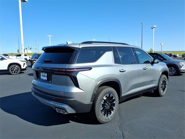 2026 Chevrolet Traverse Z71 photo 3