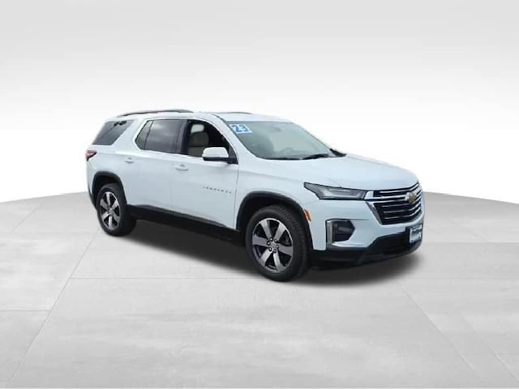 Used 2023 Chevrolet Traverse LT Leather SUV