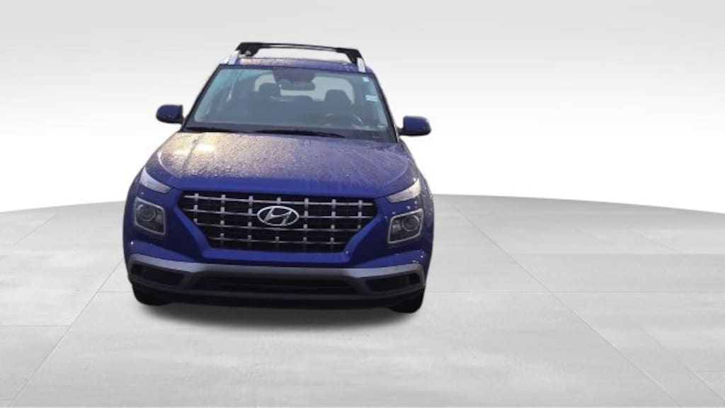 Used 2024 Hyundai Venue SEL SUV
