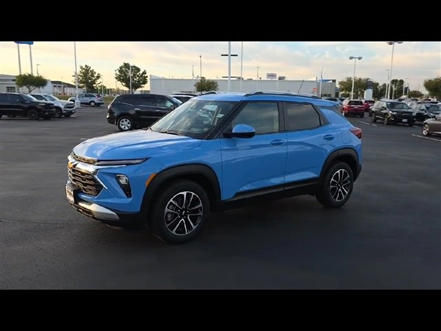 2024 Chevrolet Trailblazer LT photo 4