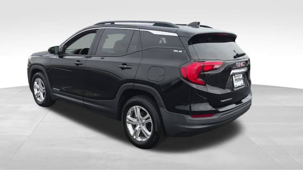 Used 2018 GMC Terrain SLE SUV