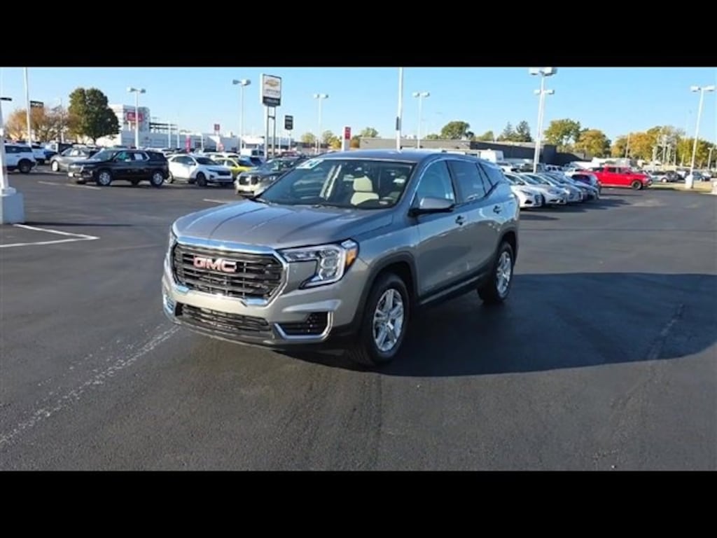 Used 2024 GMC Terrain SLE SUV