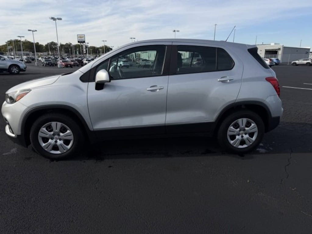 Used 2017 Chevrolet Trax LS SUV