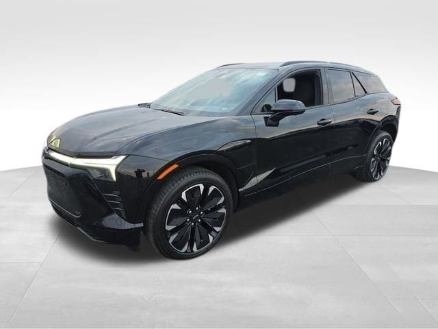 Used 2025 Chevrolet Blazer EV RS with VIN 3GNKDJRJ5SS106803 for sale in Bourbonnais, IL