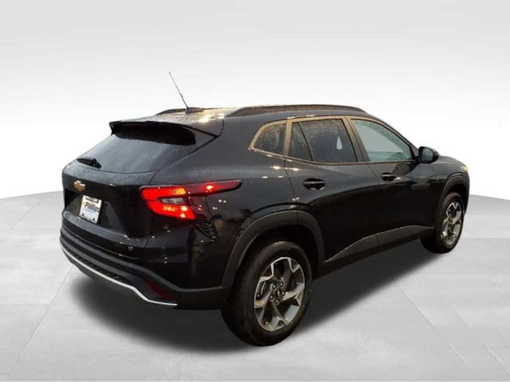New 2026 Chevrolet Trax LT SUV