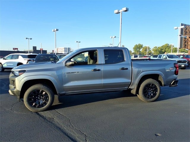 2026 Chevrolet Colorado Work Truck photo 3