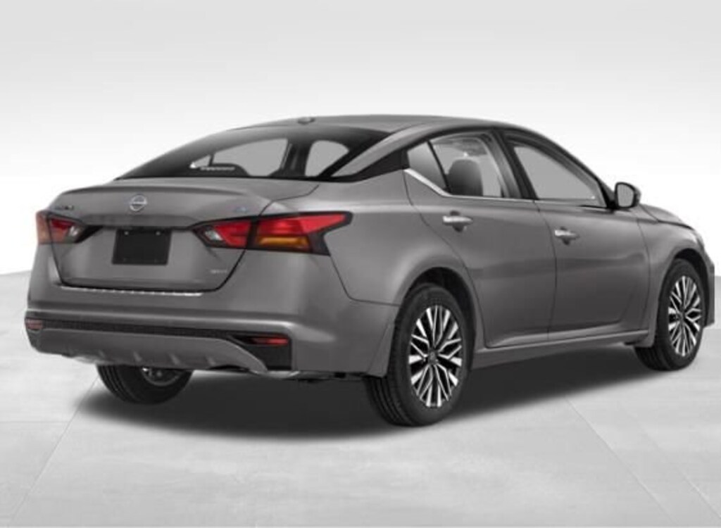 Used 2024 Nissan Altima 2.5 SV