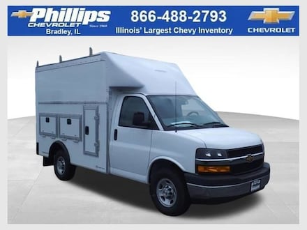 2025 Chevrolet Express Cutaway 3500 1WT Cutaway Van