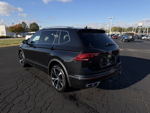 2022 Volkswagen Tiguan SEL Premium R-Line photo 4