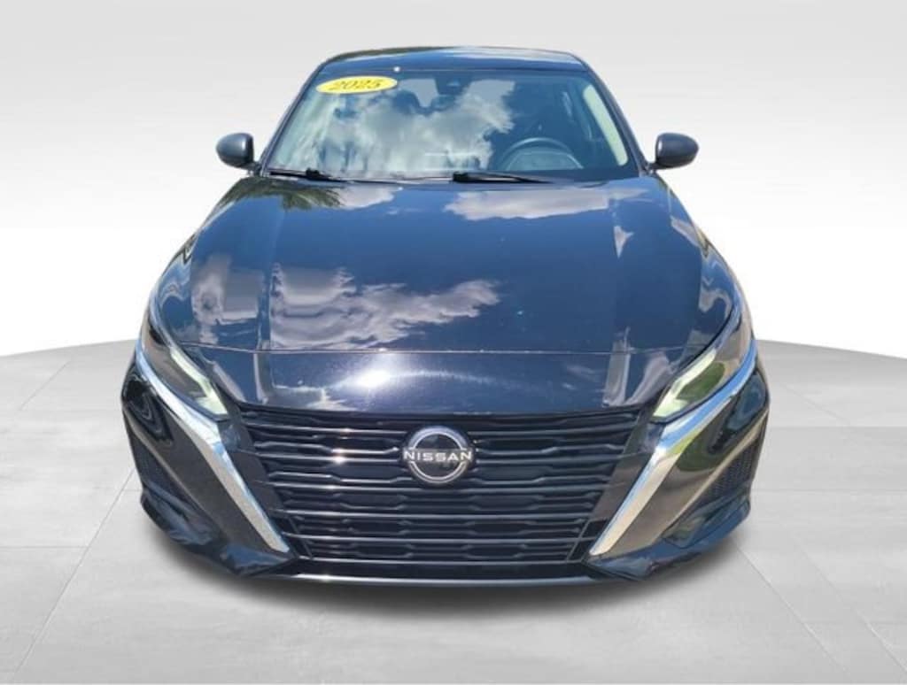 Used 2025 Nissan Altima SV