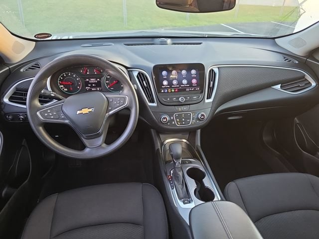 2024 Chevrolet Malibu 1LT - Photo 16