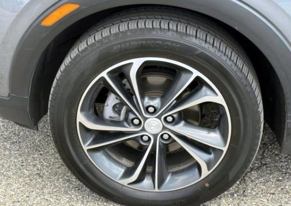 2022 Buick Encore GX Select photo 2