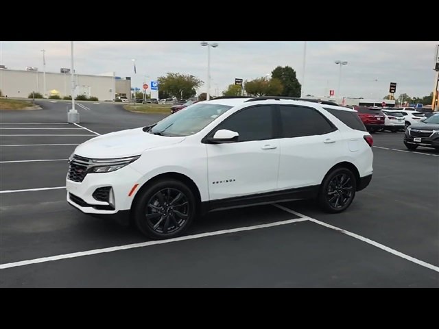 2023 Chevrolet Equinox RS photo 4