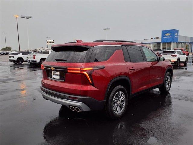 2026 Chevrolet Traverse photo 3