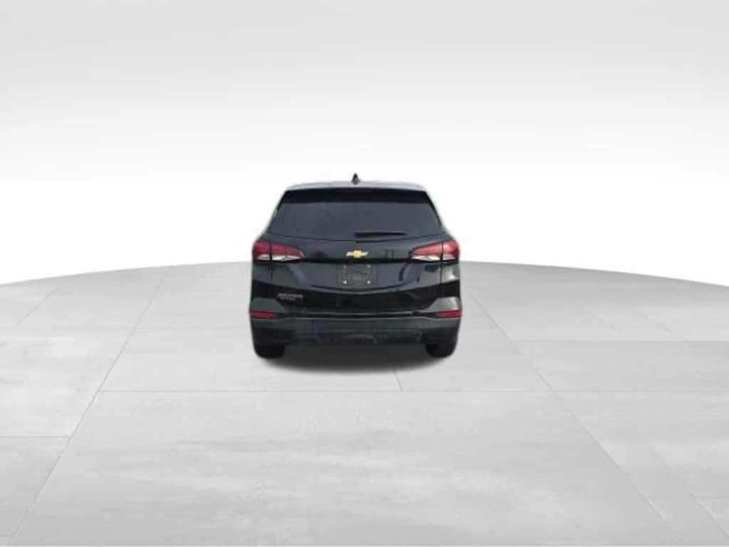 Used 2023 Chevrolet Equinox LS SUV