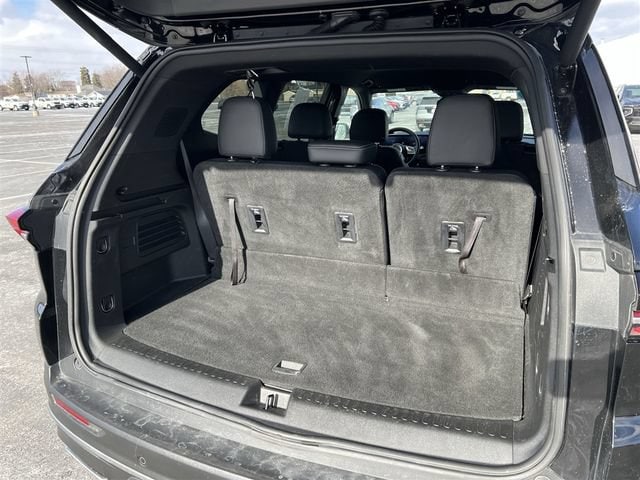 2025 Buick Enclave Preferred - Photo 21
