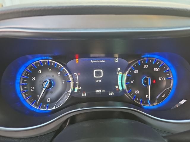2025 Chrysler Pacifica Limited - Photo 19