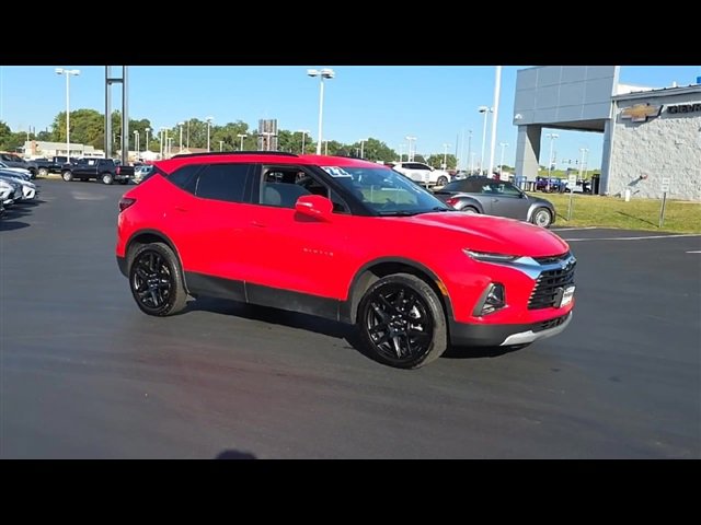 2022 Chevrolet Blazer 2LT photo 2