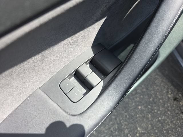 2022 Tesla Model 3 Long Range - Photo 14
