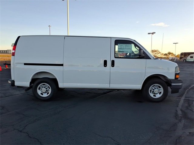 2025 Chevrolet Express Cargo 2500 Van photo 2