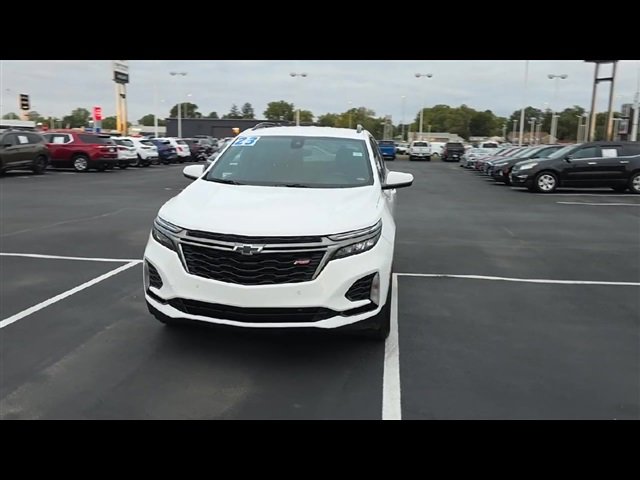 2023 Chevrolet Equinox RS photo 3