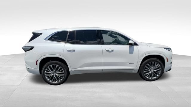 2025 Buick Enclave Avenir - Photo 9
