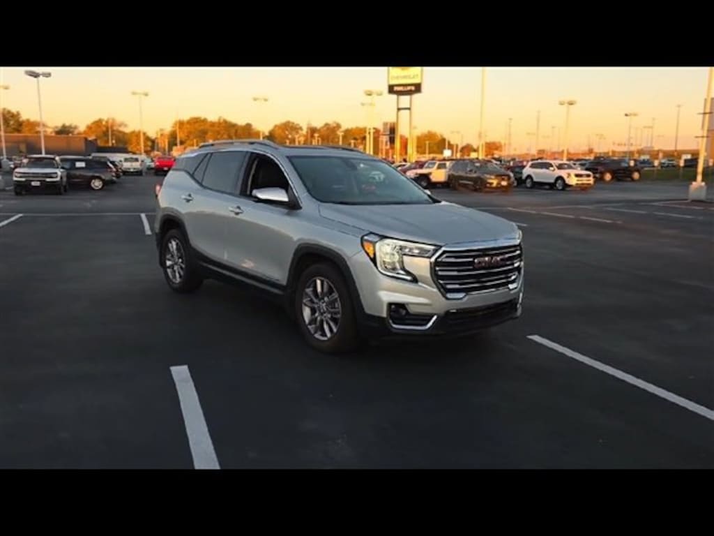 Used 2022 GMC Terrain SLT SUV