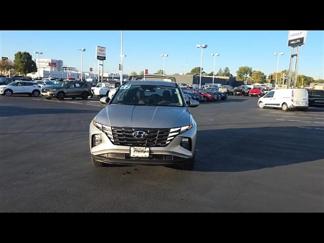 2022 Hyundai Tucson SEL photo 3