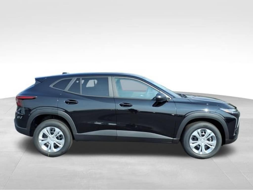 New 2026 Chevrolet Trax LS SUV