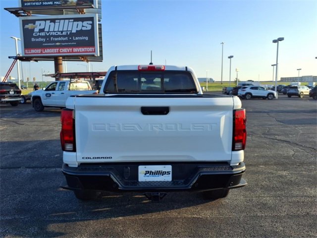 2026 Chevrolet Colorado Trail Boss photo 3