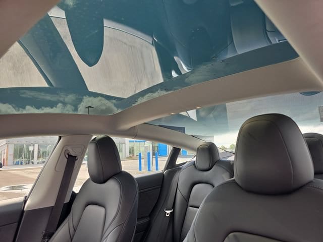 2022 Tesla Model 3 Long Range - Photo 21
