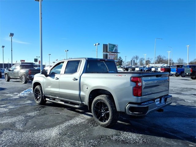 2026 Chevrolet Silverado 1500 RST photo 3