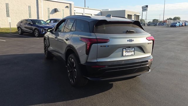Used 2025 Chevrolet Blazer EV RS with VIN 3GNKDJRJ9SS108585 for sale in Bourbonnais, IL