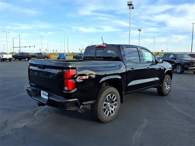 2026 Chevrolet Colorado Z71 photo 3