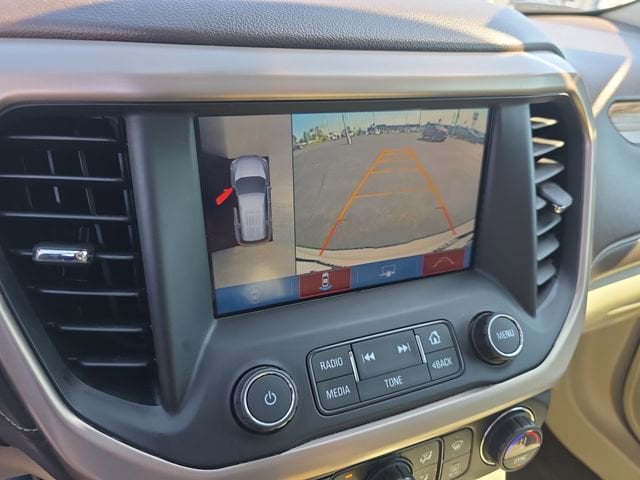 2017 GMC Acadia Denali - Photo 21