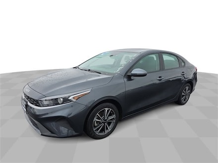 2024 Kia Forte LXS Sedan