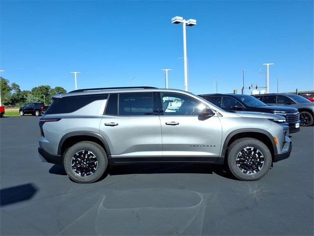 2026 Chevrolet Traverse Z71 photo 2