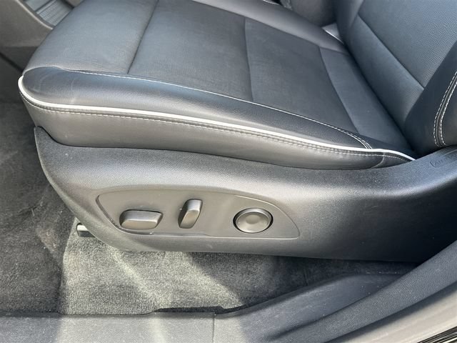 2025 Buick Enclave Preferred - Photo 17