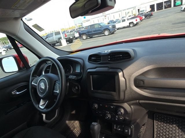 2020 Jeep Renegade Latitude - Photo 13