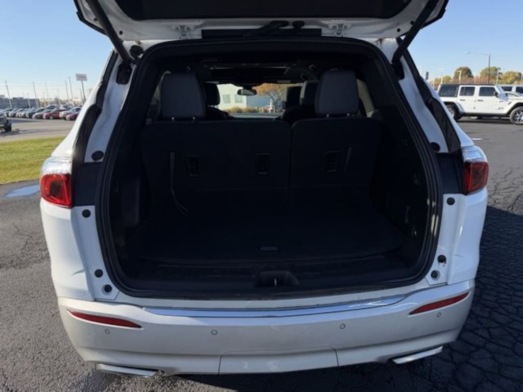 Used 2023 Buick Enclave Essence SUV